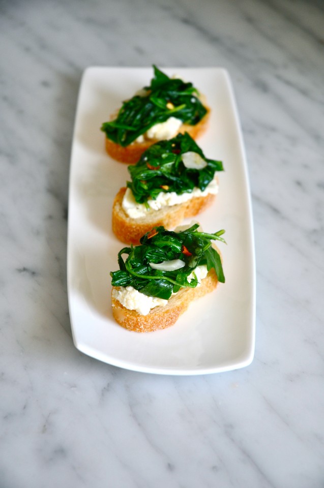 Bruschetta with bitter greens